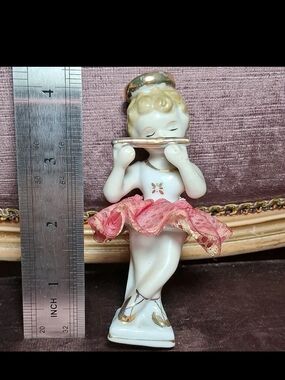 Vintage Porcelain Ballerina Figurine in Pink Tutu - Decorative Home Accent